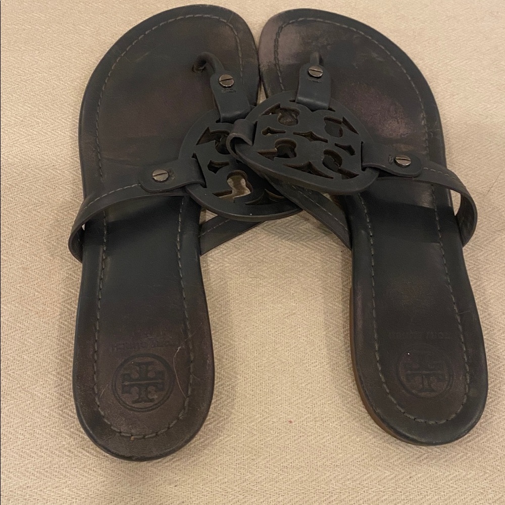 Tory Burch, navy blue Miller sandals. Size 9. - Picture 4 of 7